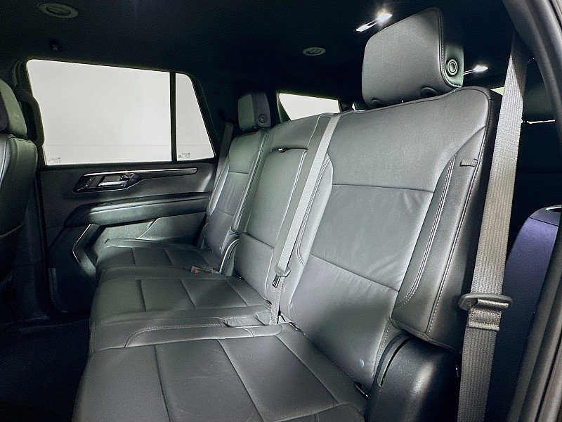 Used 2025 Chevrolet Tahoe Z71 AWD/4WD image 19