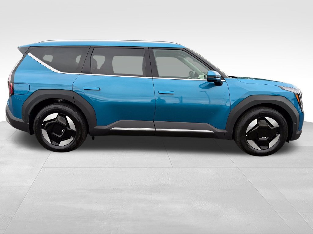 New 2026 Kia EV9 Wind AWD/4WD image 8
