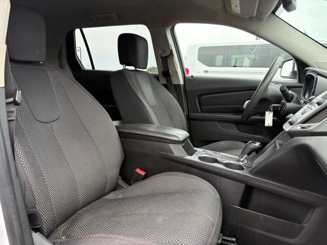 Used 2017 GMC Terrain SLE FWD image 4