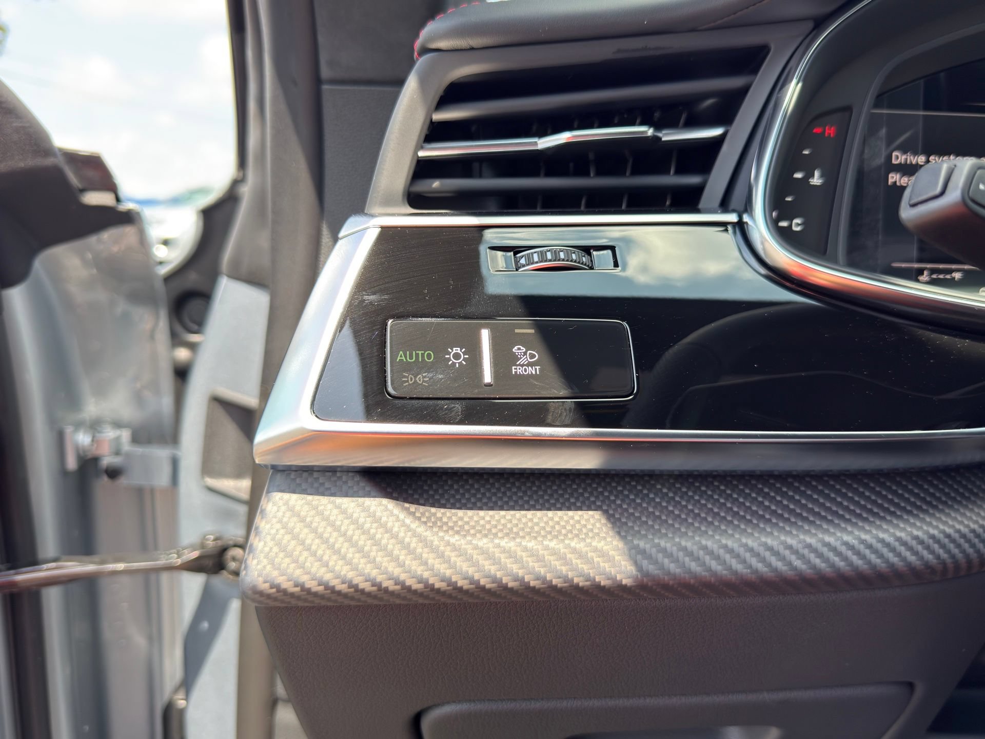 New 2026 Audi SQ8 Prestige AWD/4WD image 20