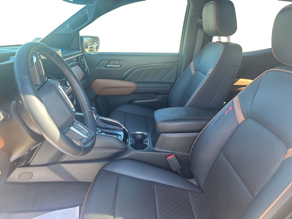 Certified 2024 GMC Canyon AT4 w/ AT4 Premium Package image 9