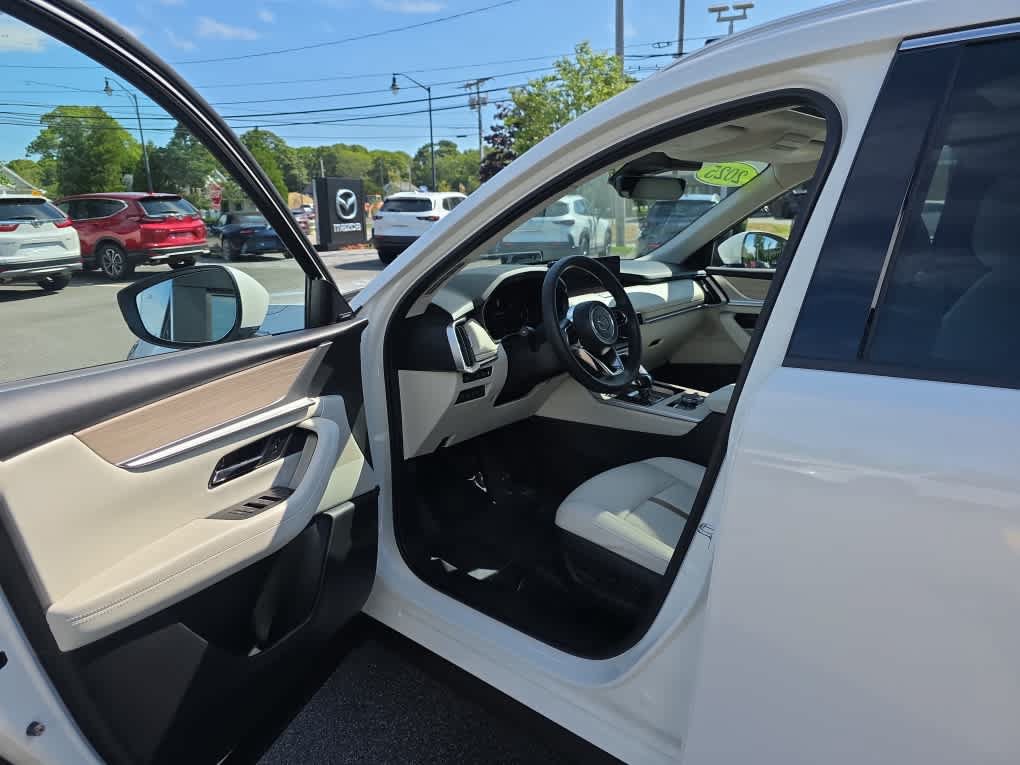 Used 2025 MAZDA CX-90 Plug-In Hybrid w/ Premium Plus AWD/4WD image 11