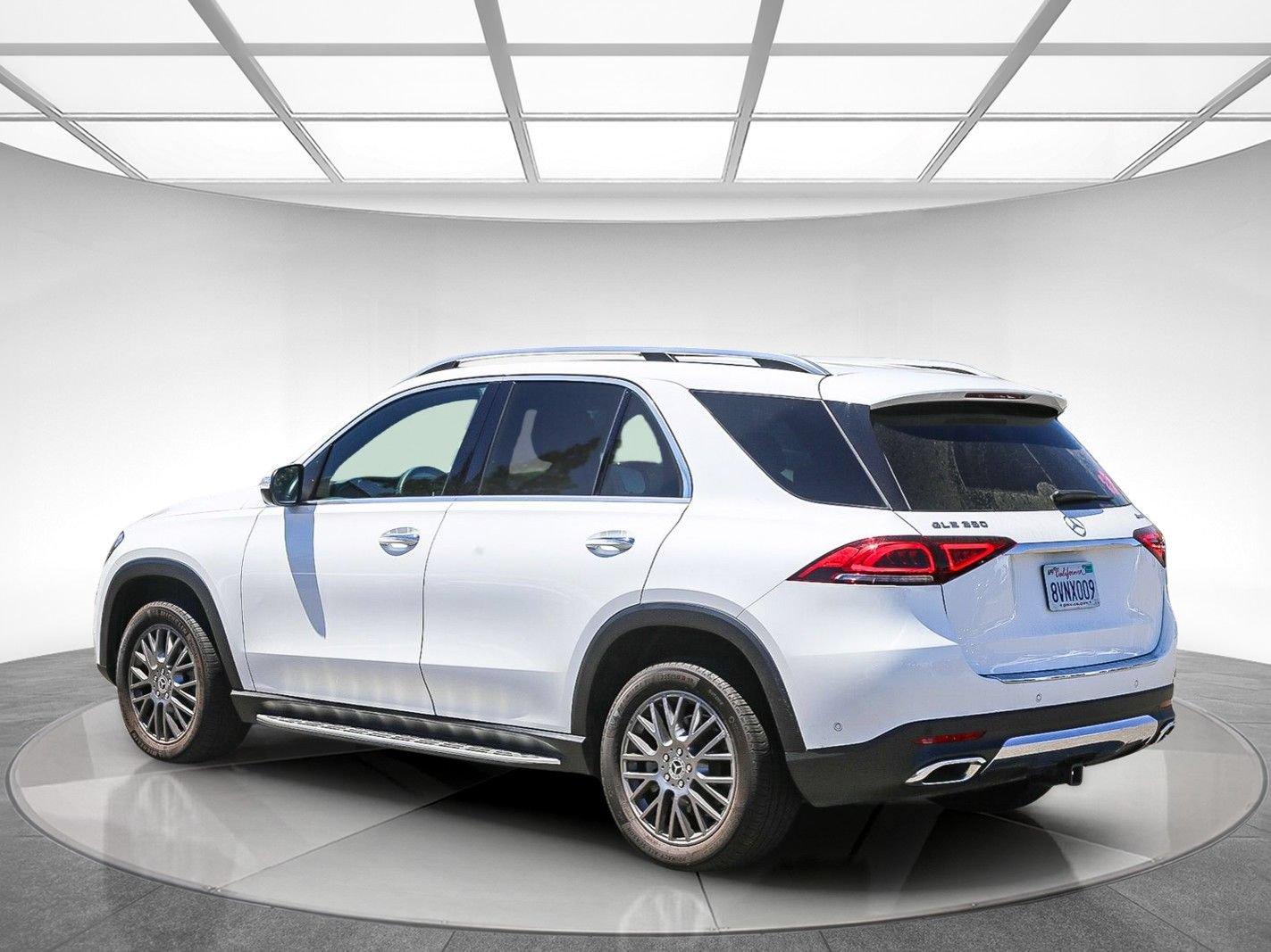 Used 2021 Mercedes-Benz GLE 350 4MATIC image 2