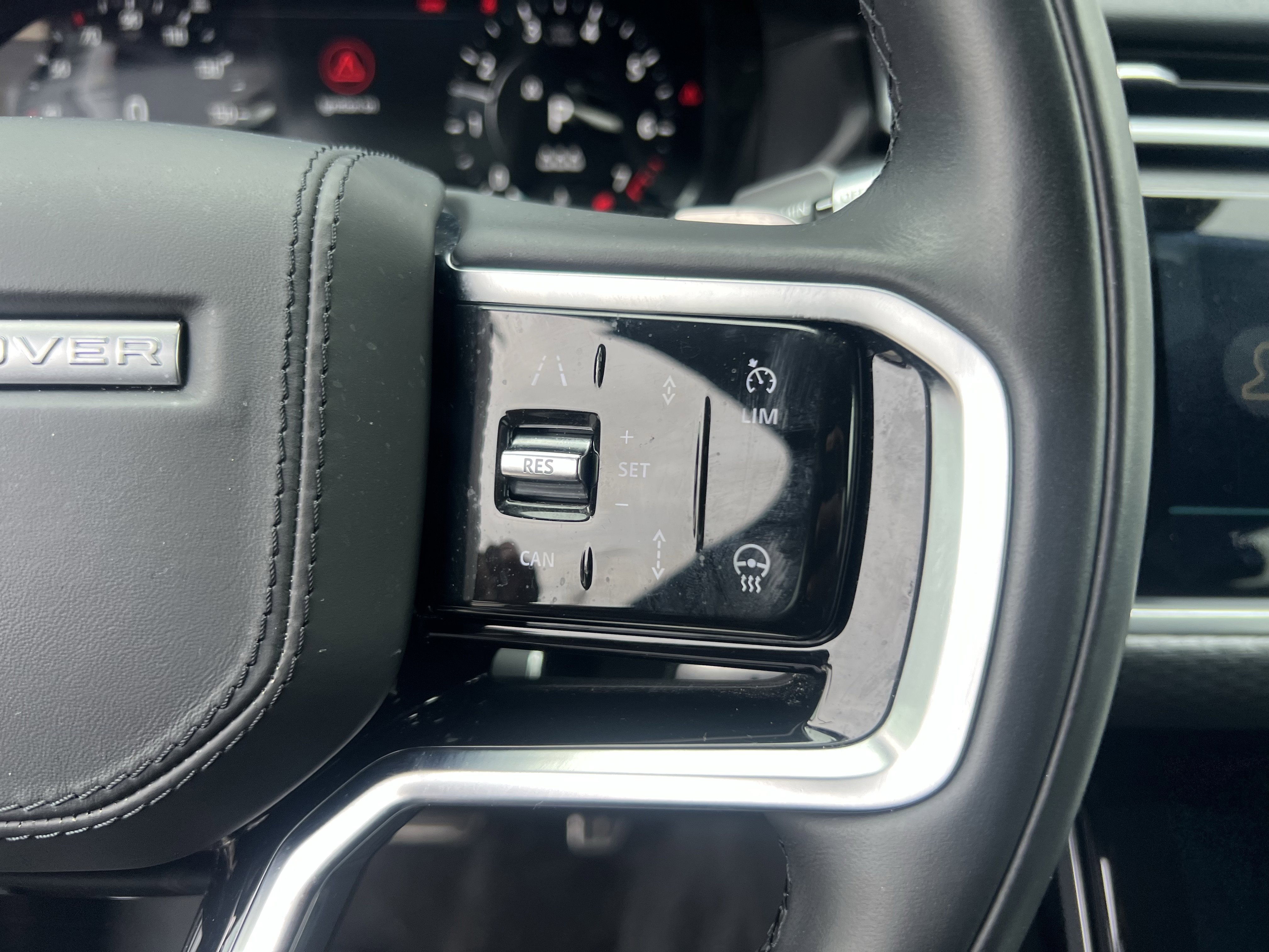 Certified 2023 Land Rover Range Rover Velar R-Dynamic S image 21