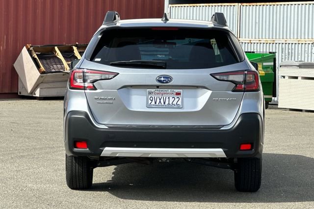 Used 2025 Subaru Outback Limited image 5