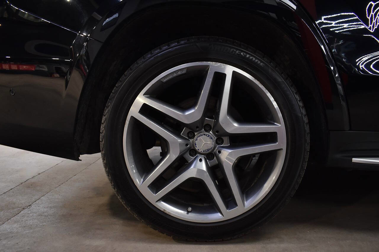 Used 2017 Mercedes-Benz GLS 550 4MATIC image 12