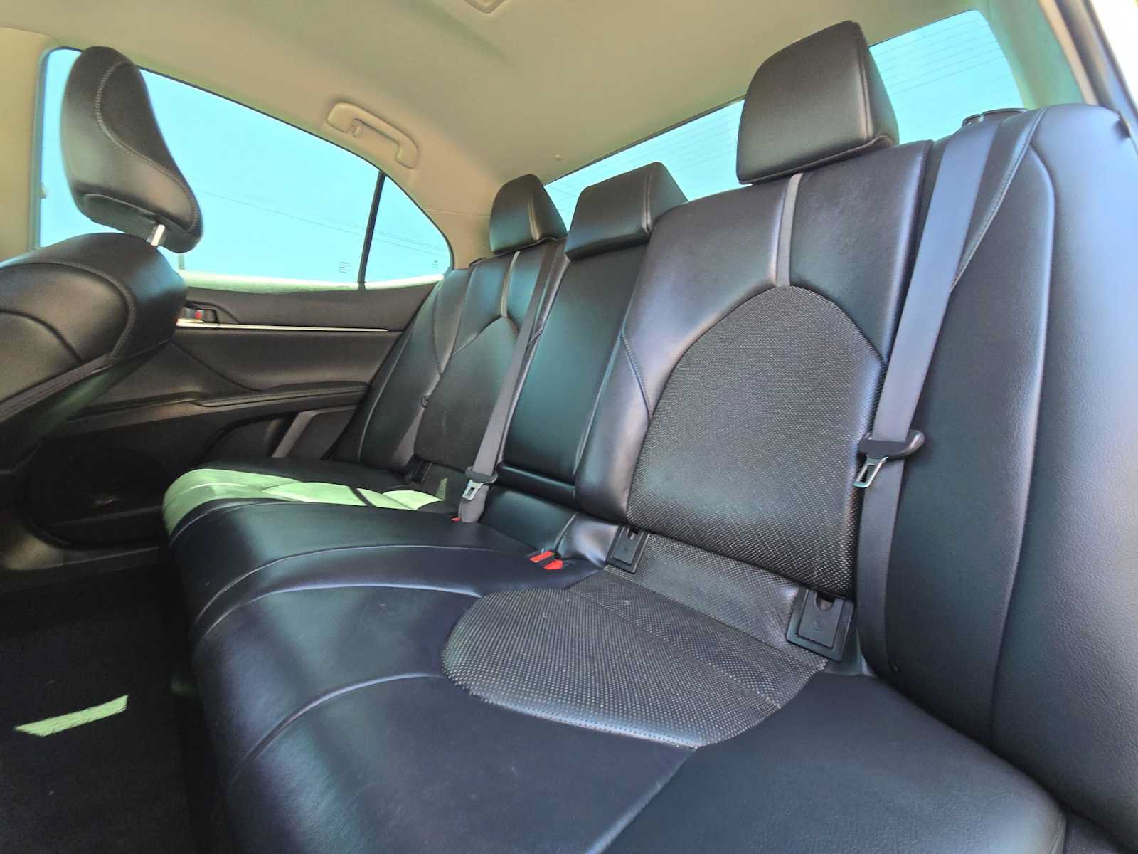 Certified 2021 Toyota Camry XLE FWD image 17