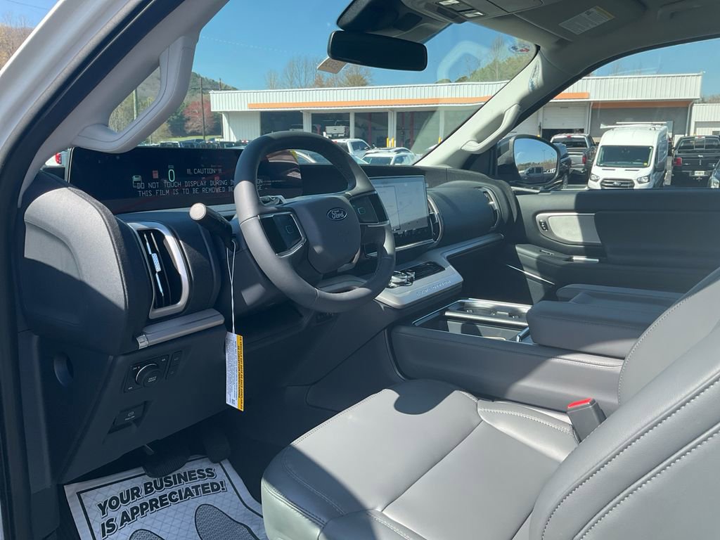 New 2026 Ford Expedition Max Active image 15