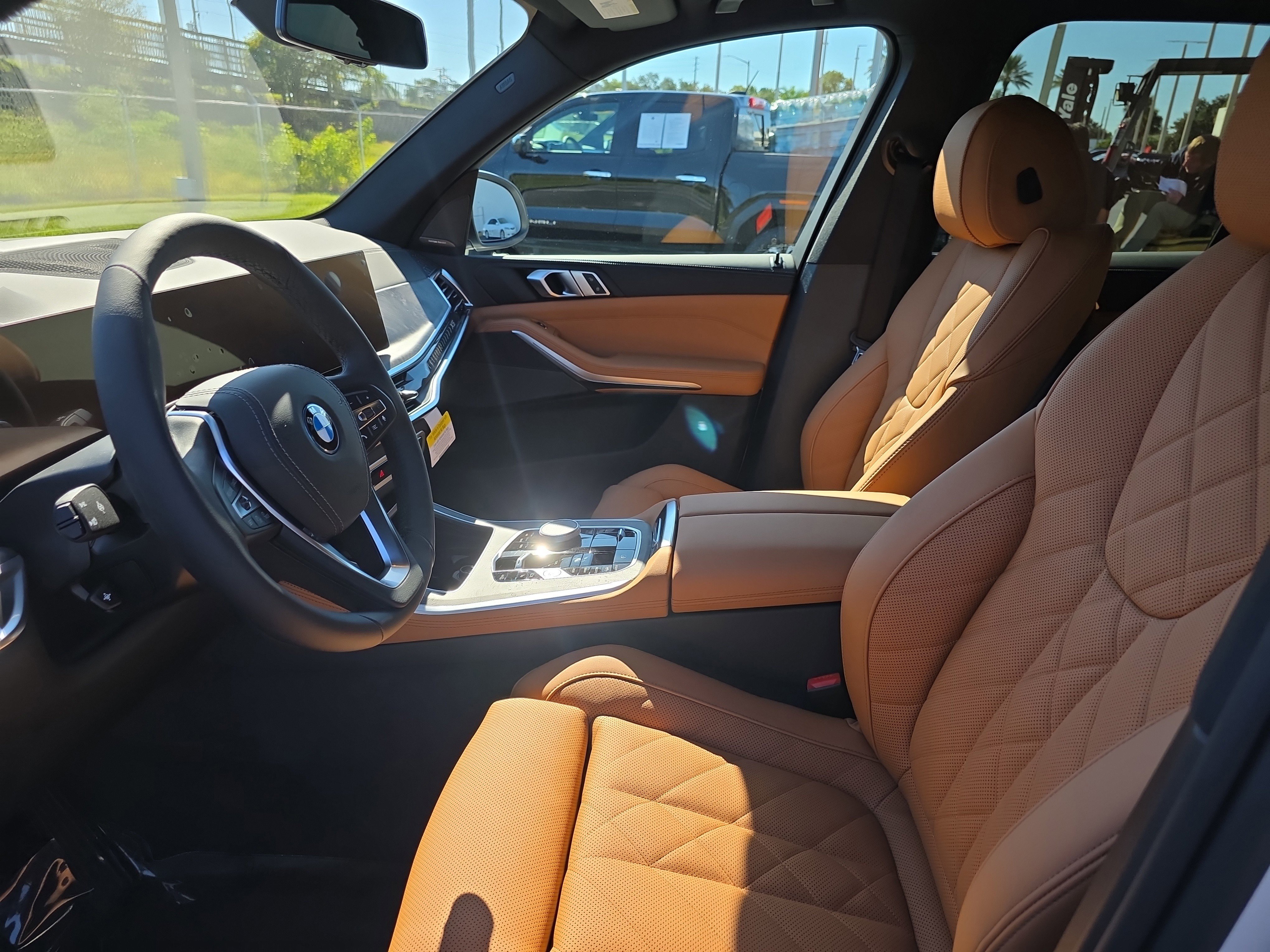 New 2026 BMW X5 xDrive50e image 21