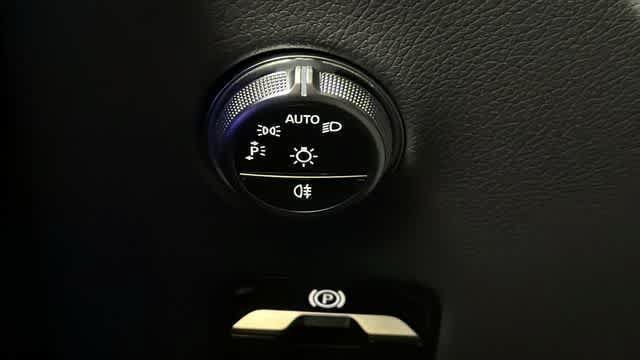Certified 2026 Mercedes-Benz GLC 300 4MATIC image 19