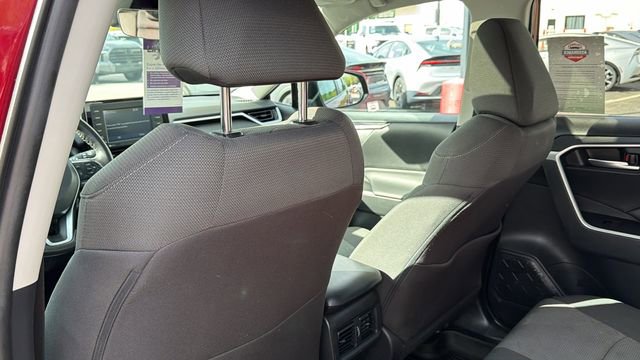Used 2021 Toyota RAV4 XLE w/ Convenience Package AWD/4WD image 23