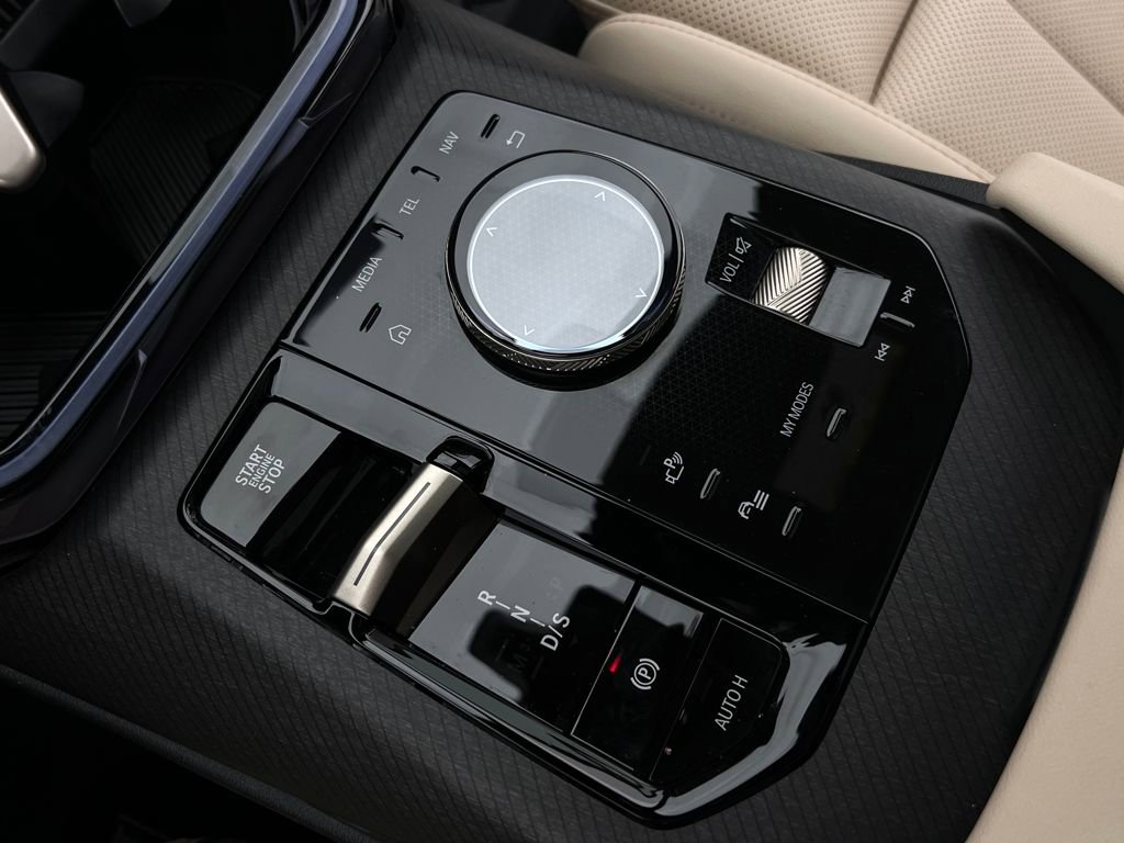 Certified 2025 BMW X3 xDrive30i w/ Convenience Package AWD/4WD image 21