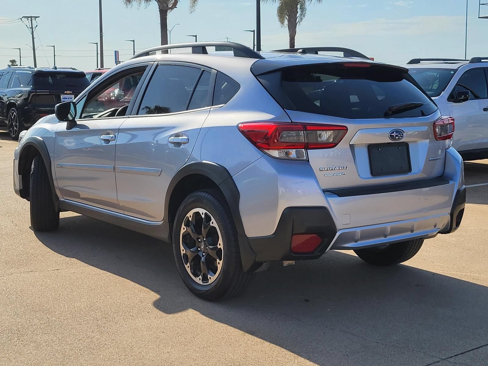 Used 2022 Subaru Crosstrek 2.0i AWD/4WD image 2