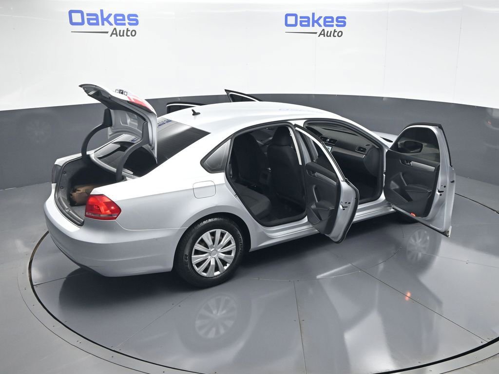 Used 2014 Volkswagen Passat 1.8T S image 51