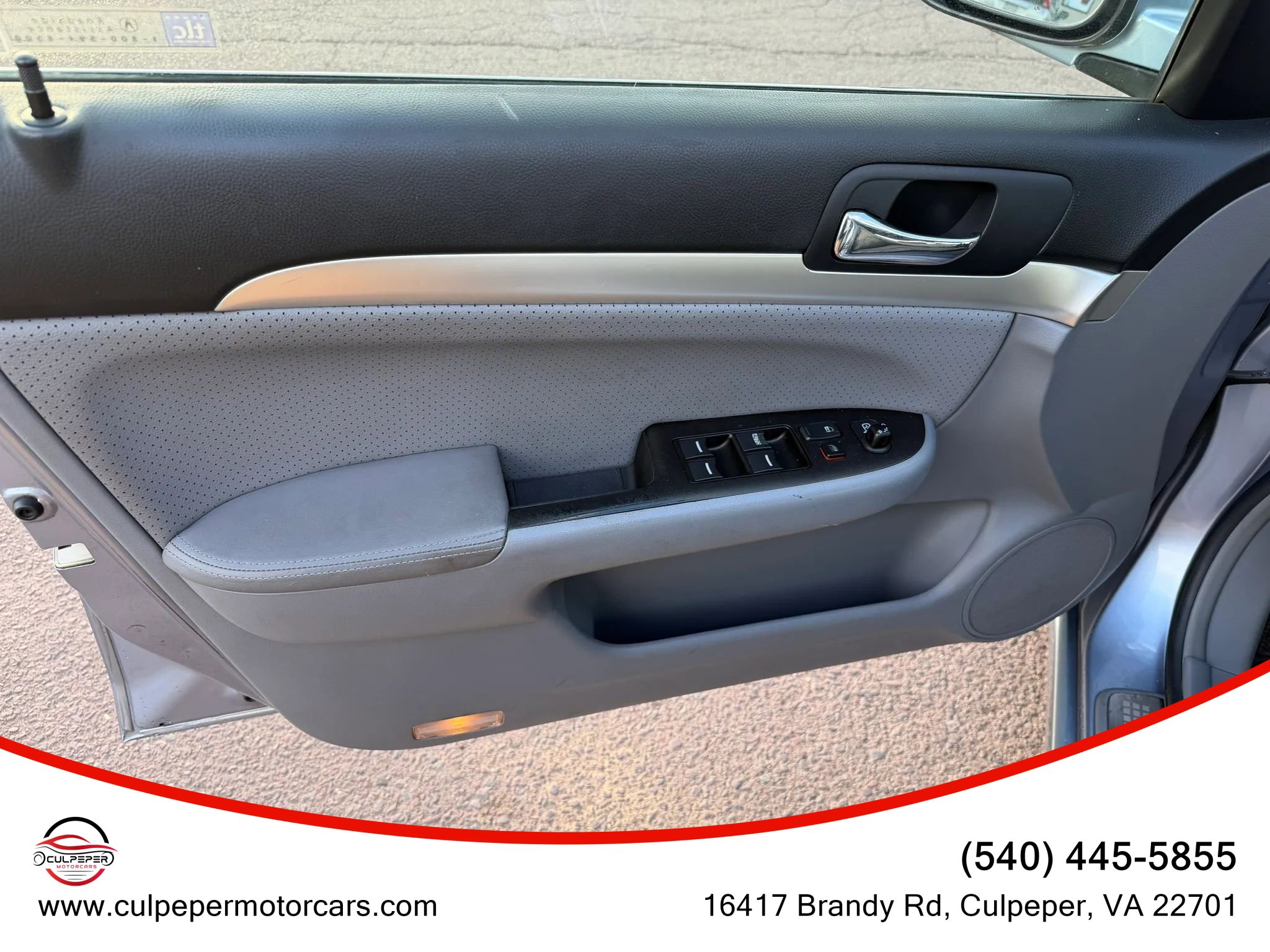 Used 2004 Acura TSX image 9