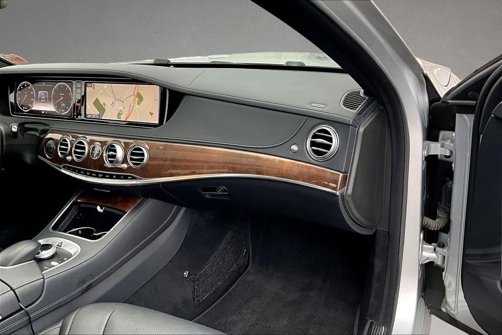 Used 2014 Mercedes-Benz S 550 Sedan image 27