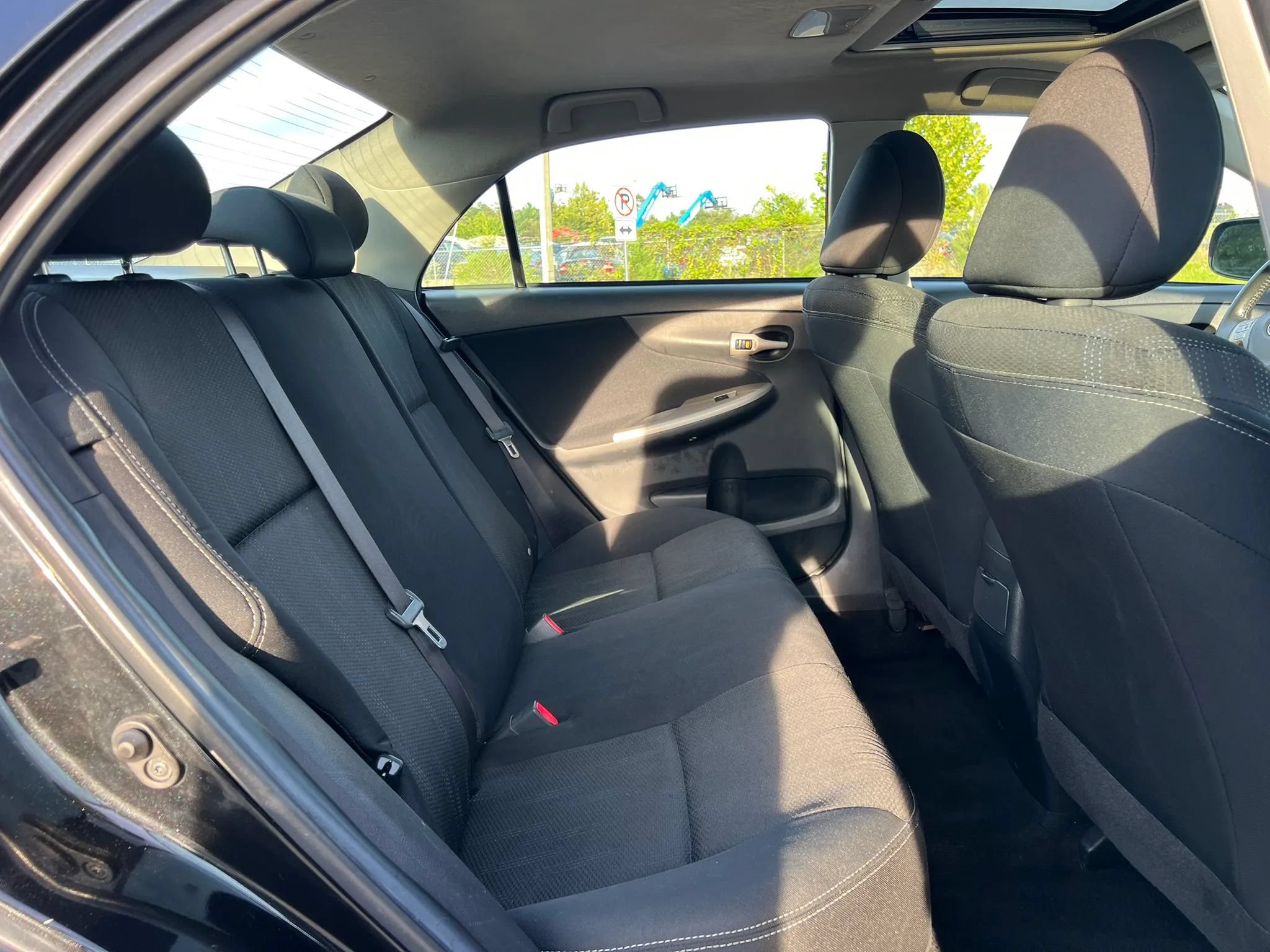 Used 2013 Toyota Corolla S w/ Premium Complete Pkg FWD image 19
