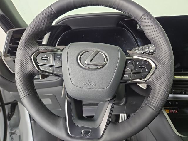 New 2026 Lexus TX 500h AWD image 18