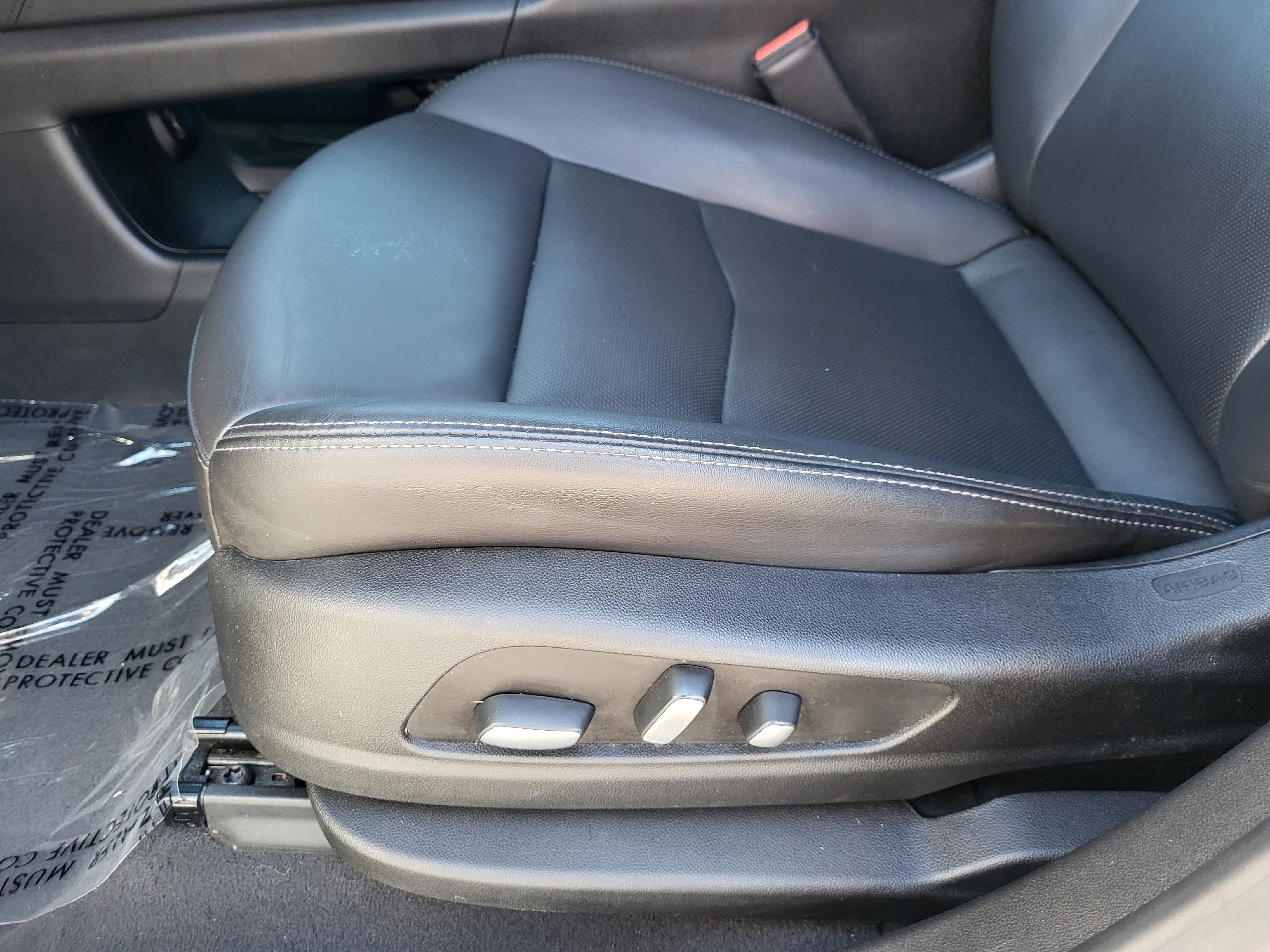 Used 2023 Cadillac XT5 Sportv w/ Technology Package image 13