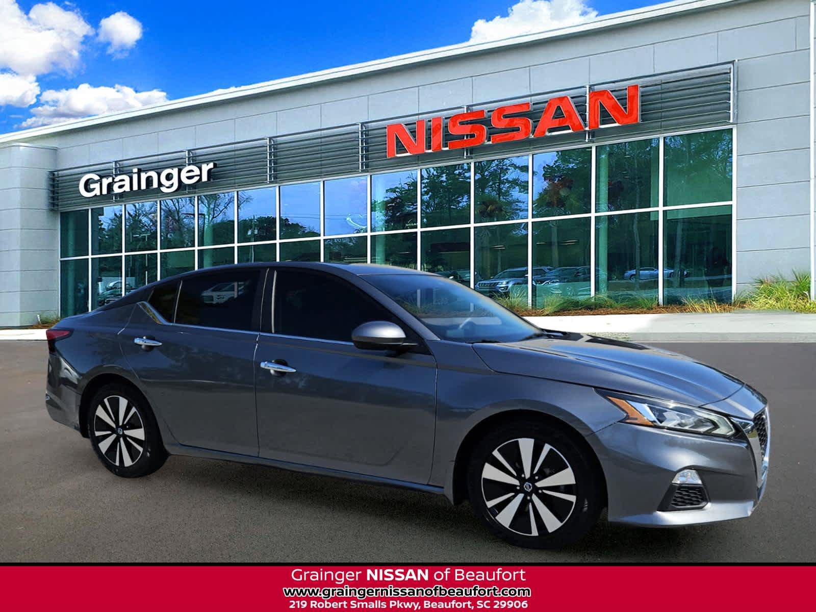 Used 2022 Nissan Altima 2.5 SV