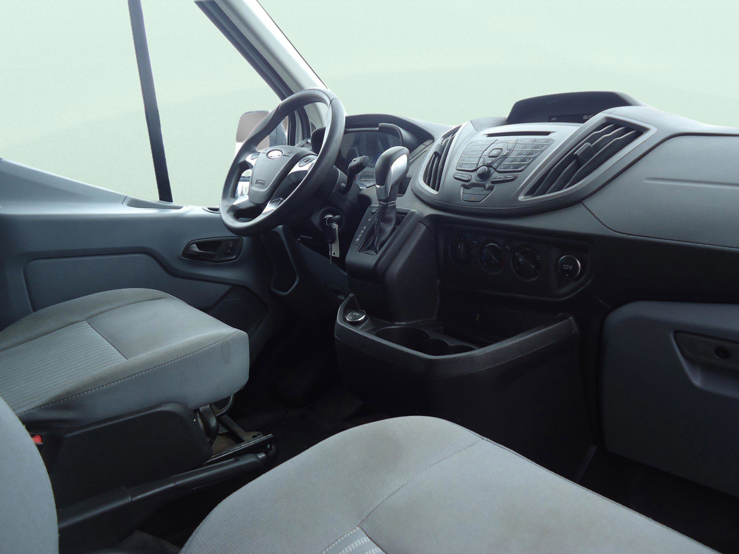 Used 2019 Ford Transit 250 148 Medium Roof w/ Interior Upgrade Package RWD image 26