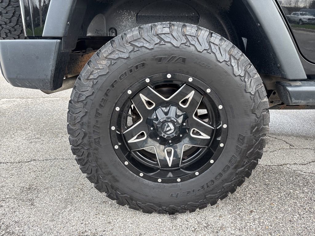 Used 2014 Jeep Wrangler Unlimited Sport w/ Quick Order Package 24S AWD/4WD image 13