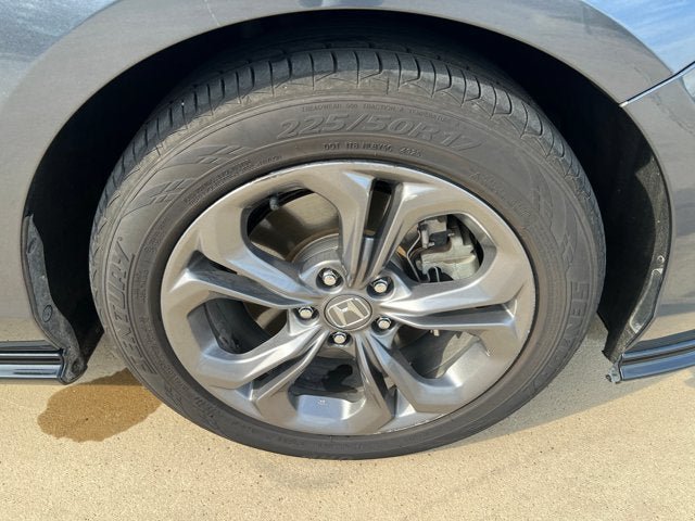 Used 2023 Honda Accord EX-L image 7