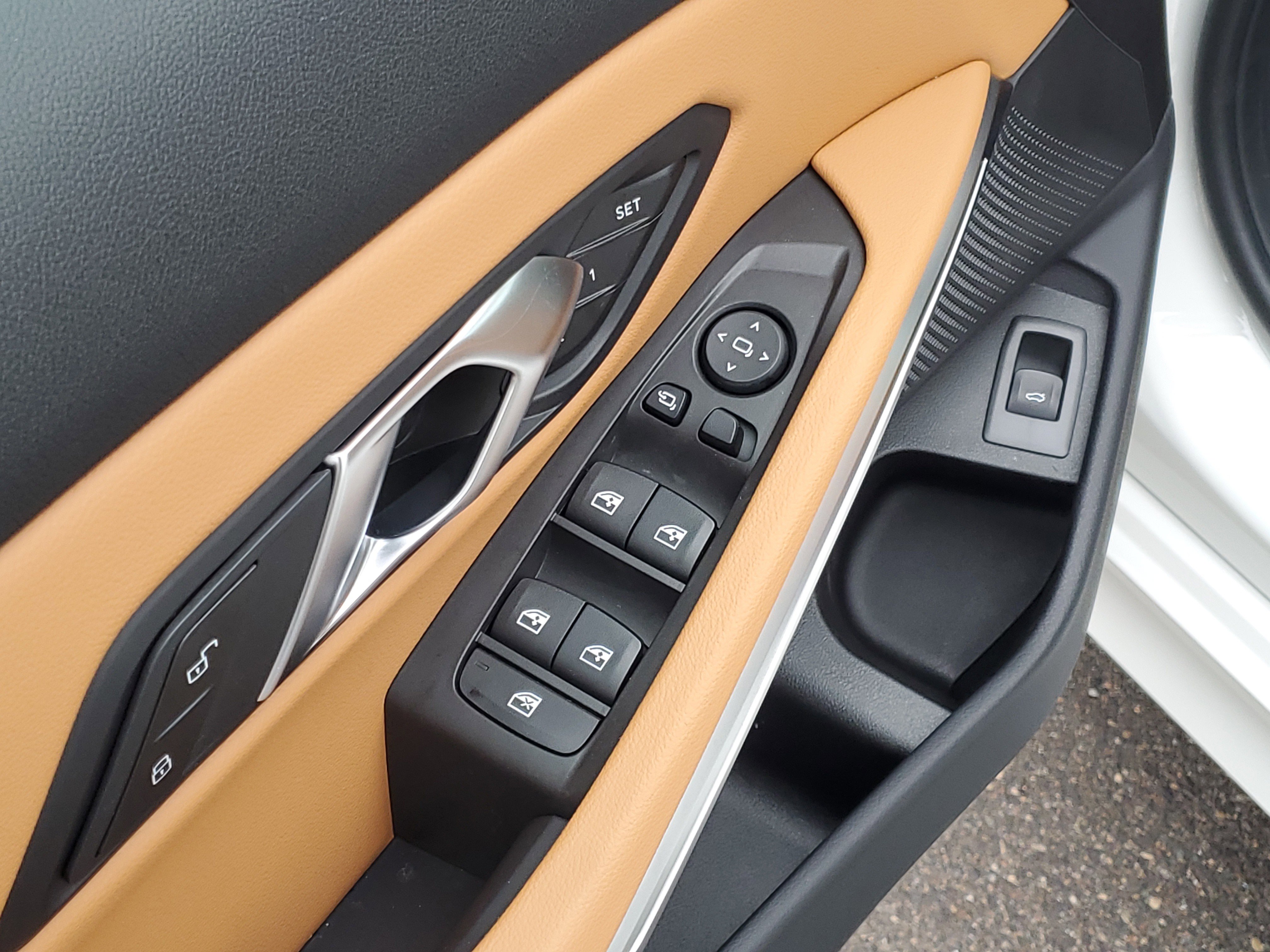 New 2026 BMW 330i xDrive Sedan w/ Convenience Package image 6