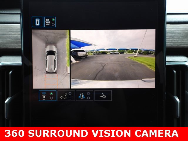 Used 2025 GMC Acadia Denali w/ Super Cruise Package image 11