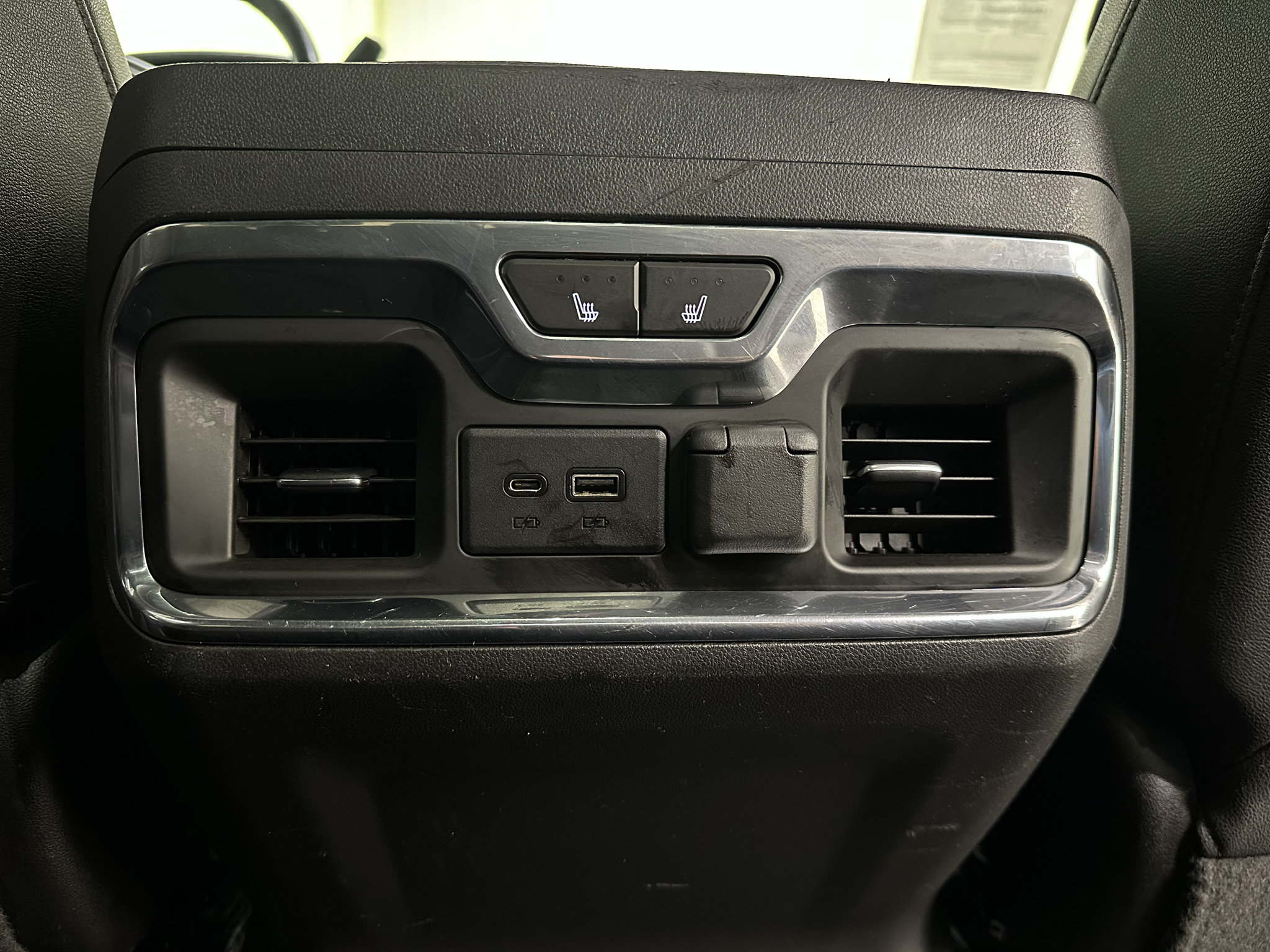 Used 2021 GMC Sierra 1500 AT4 w/ AT4 Preferred Package AWD/4WD image 21