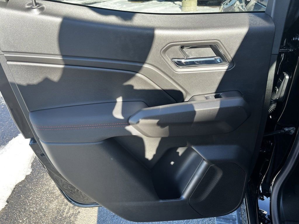 New 2025 Chevrolet Colorado Z71 w/ Technology Package image 23
