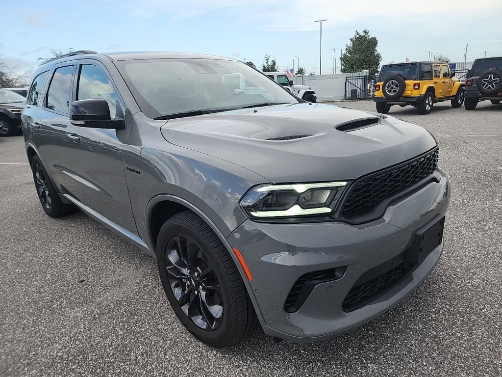 Used 2025 Dodge Durango R/T w/ Blacktop Package image 3