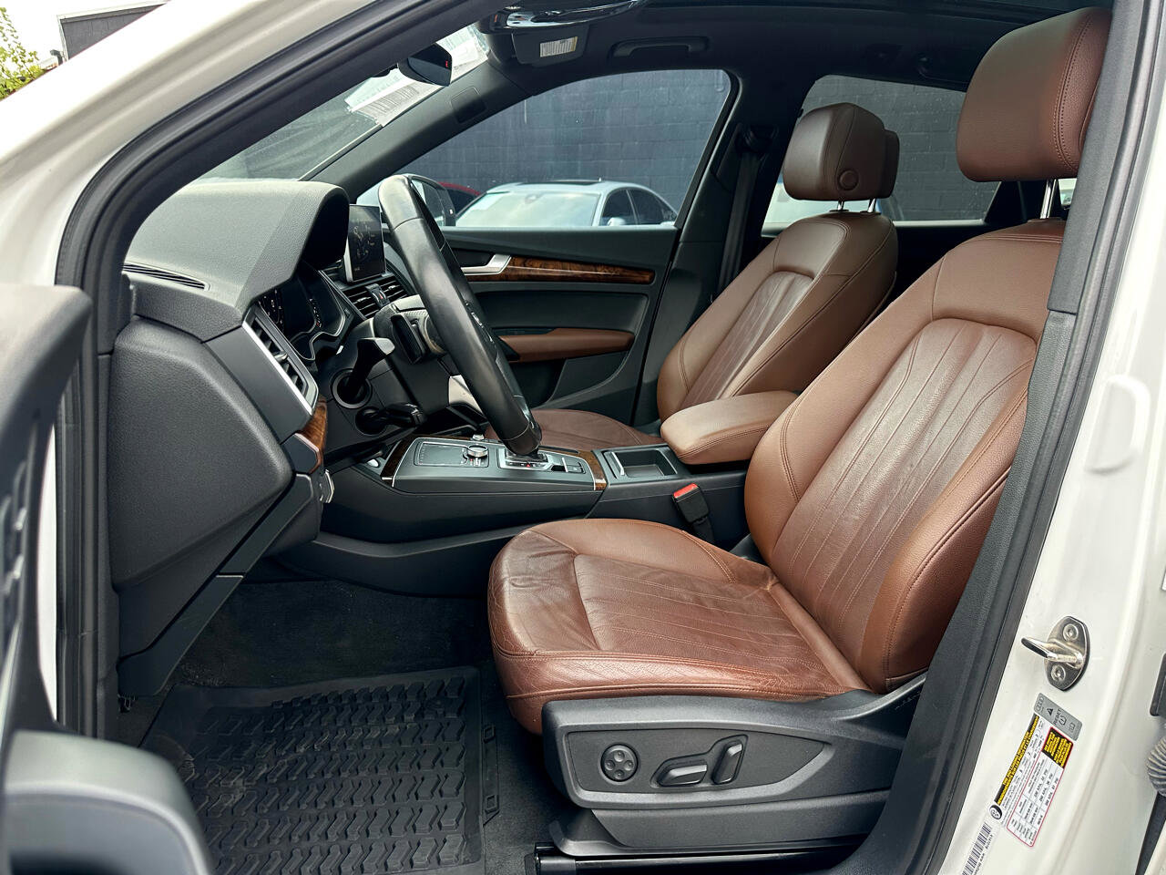 Used 2018 Audi Q5 2.0T Premium Plus w/ Premium Plus Package image 33