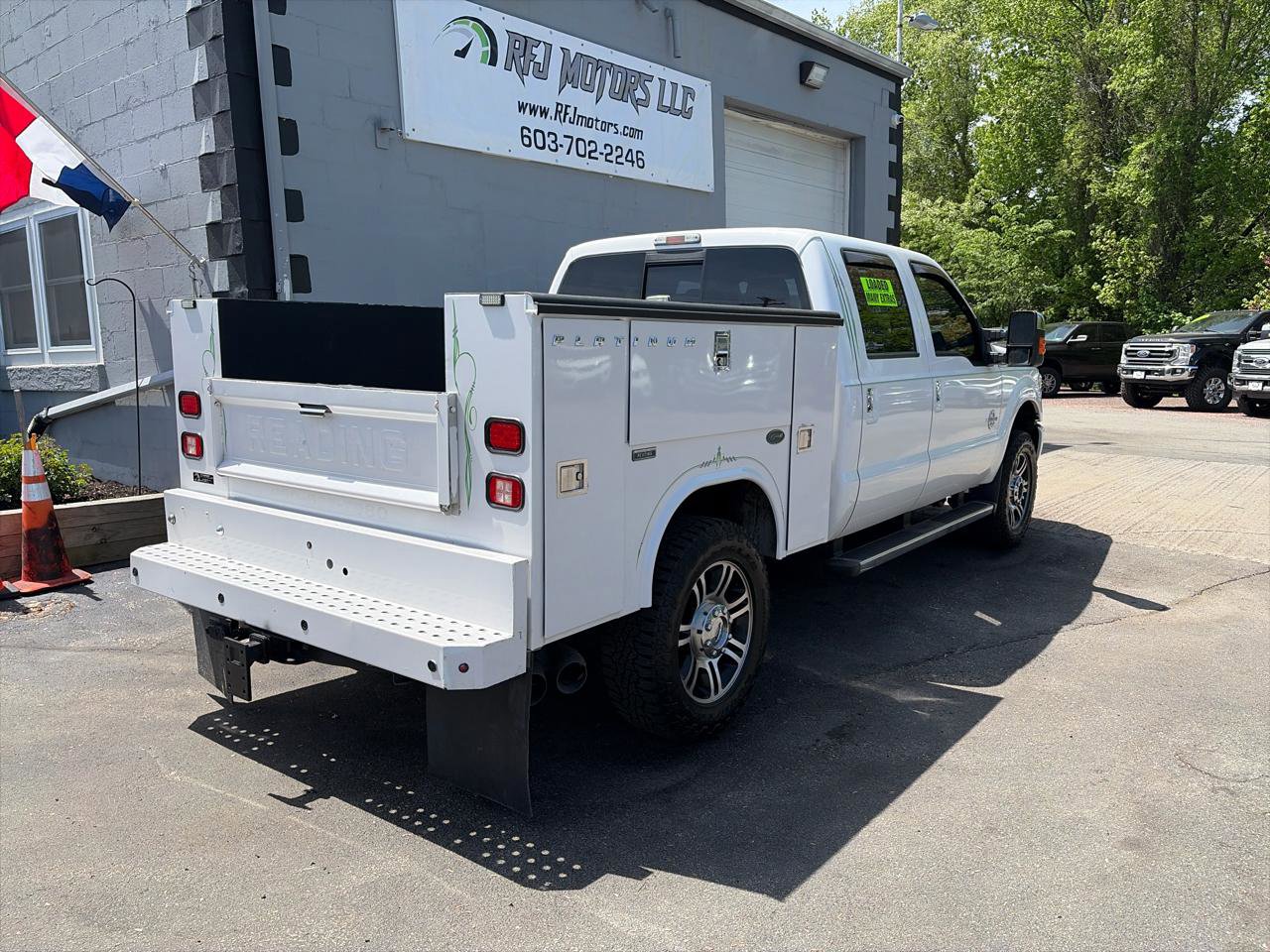 Used 2016 Ford F350 Platinum w/ Snow Plow Prep Package AWD/4WD image 9