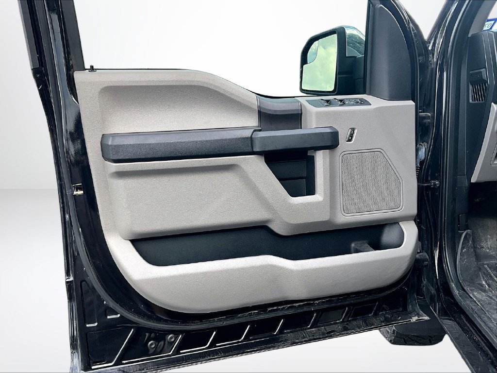 Used 2020 Ford F150 XL w/ Equipment Group 101A Mid AWD/4WD image 22