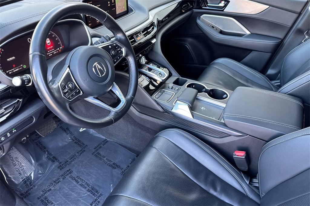 Used 2023 Acura MDX SH-AWD w/ Technology Package image 14