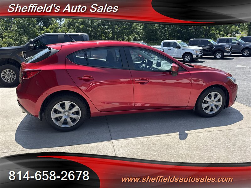 Used 2015 MAZDA MAZDA3 i Sport FWD image 3