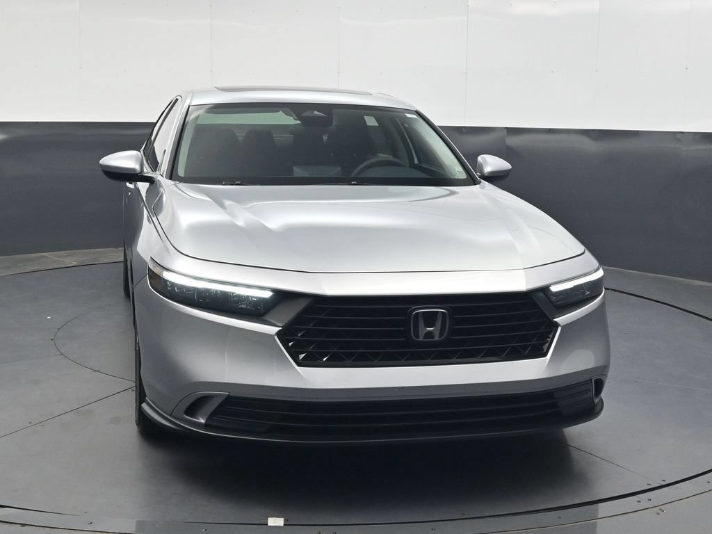 Used 2024 Honda Accord EX image 9