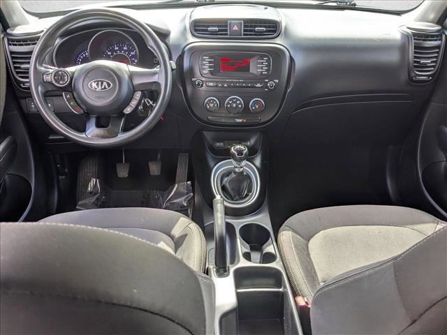 Used 2016 Kia Soul FWD image 16
