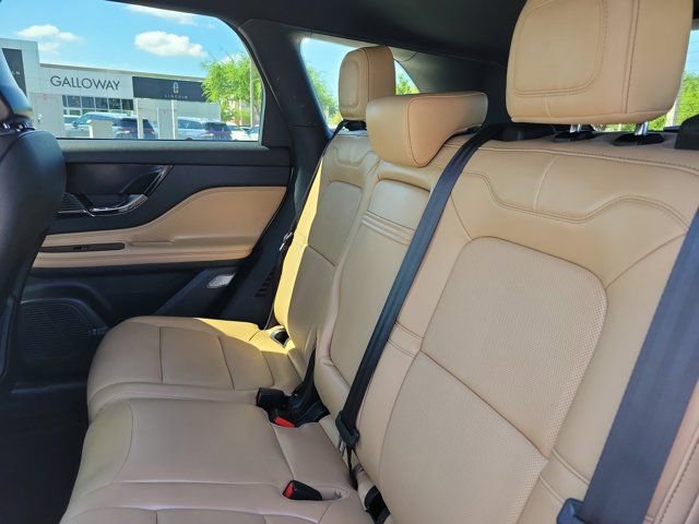 Certified 2022 Lincoln Corsair Reserve w/ Equipment Group 201A image 16