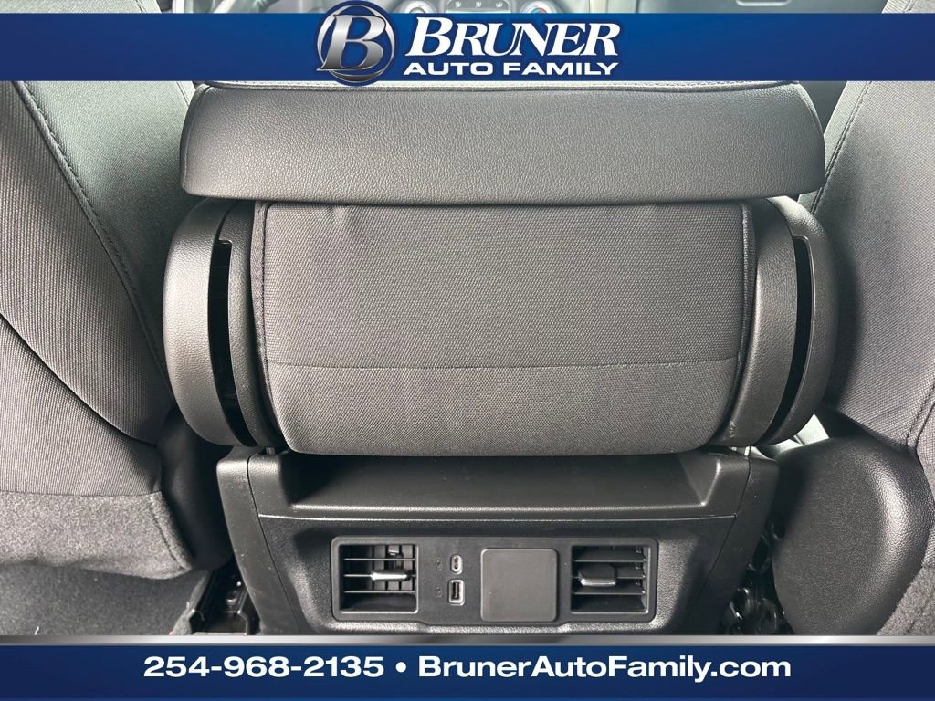 New 2026 Chevrolet Silverado 1500 Custom Trail Boss w/ Dark Appearance Package image 19