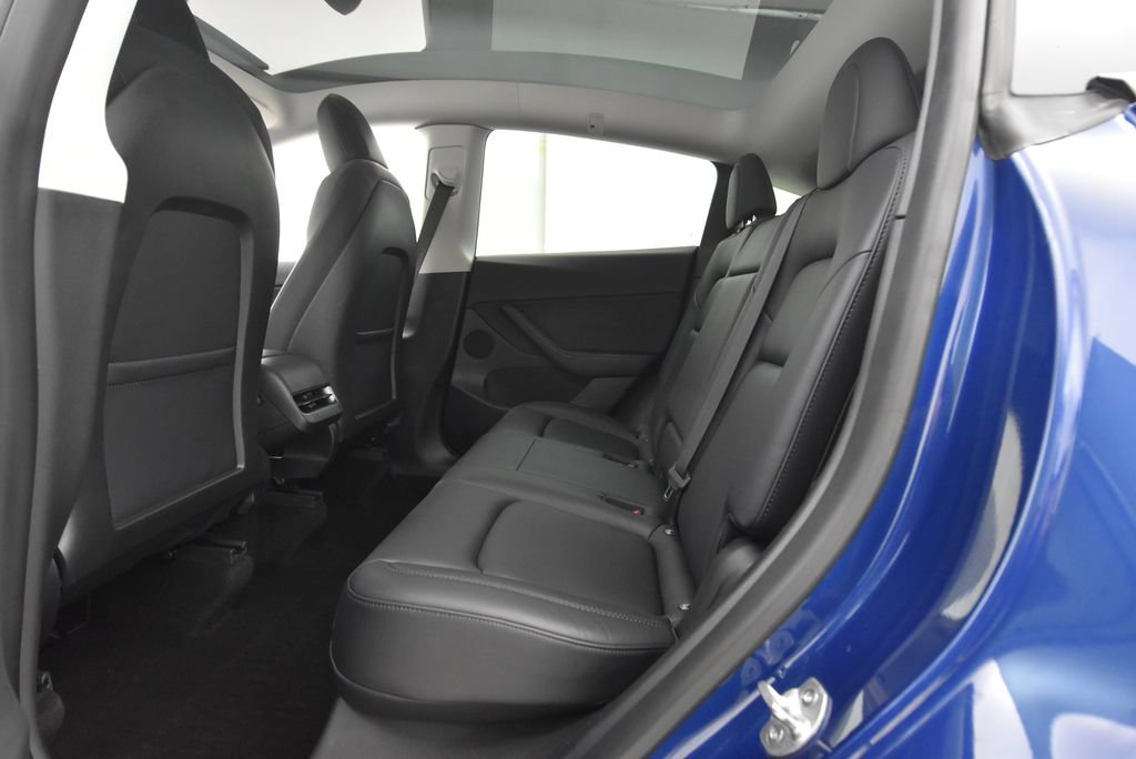Used 2022 Tesla Model Y Performance AWD/4WD image 26