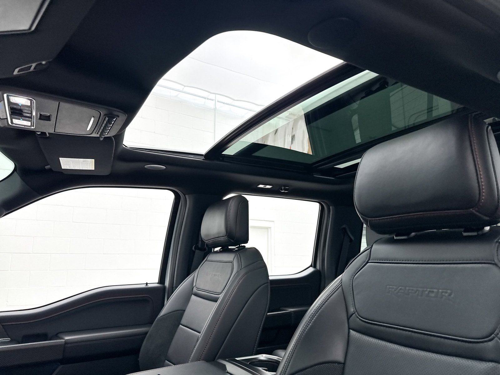 Used 2025 Ford F150 Raptor image 18