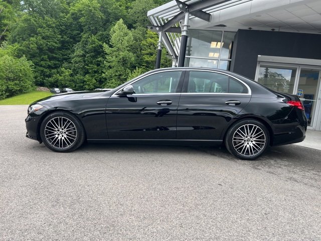 Used 2024 Mercedes-Benz C 300 4MATIC Sedan image 2