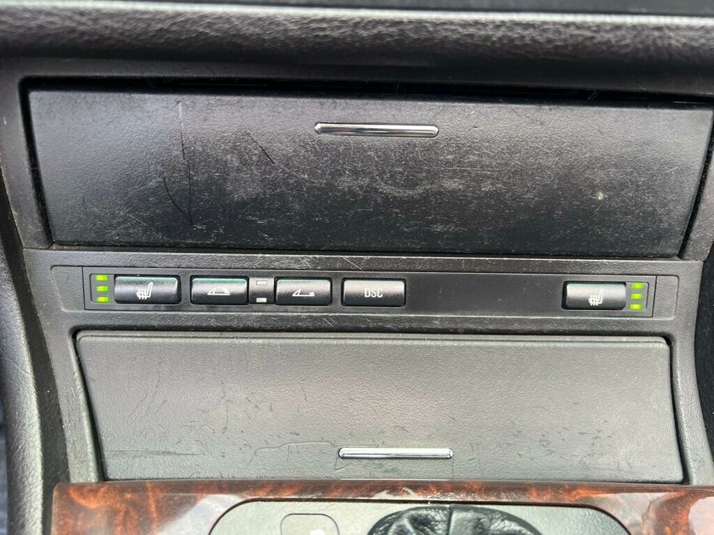 Used 2001 BMW 330Ci Convertible image 16