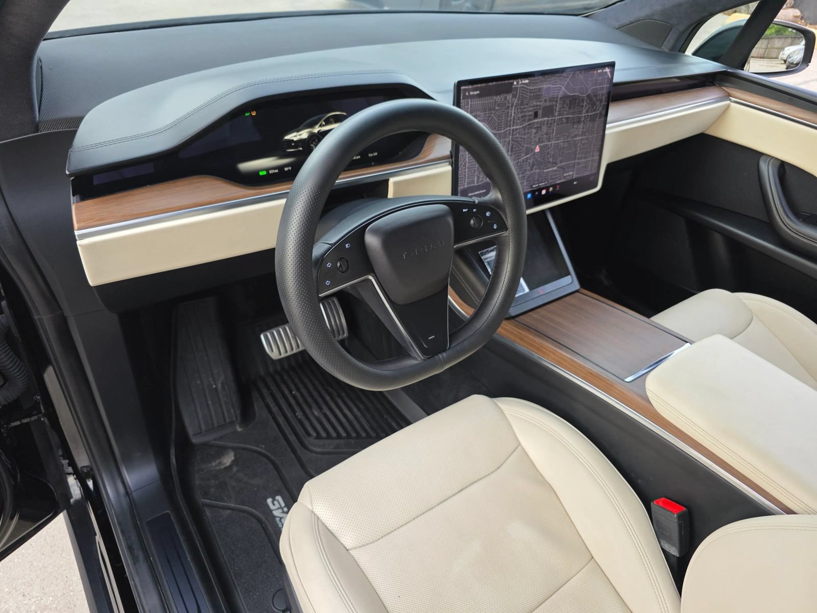 Used 2023 Tesla Model X AWD/4WD image 15