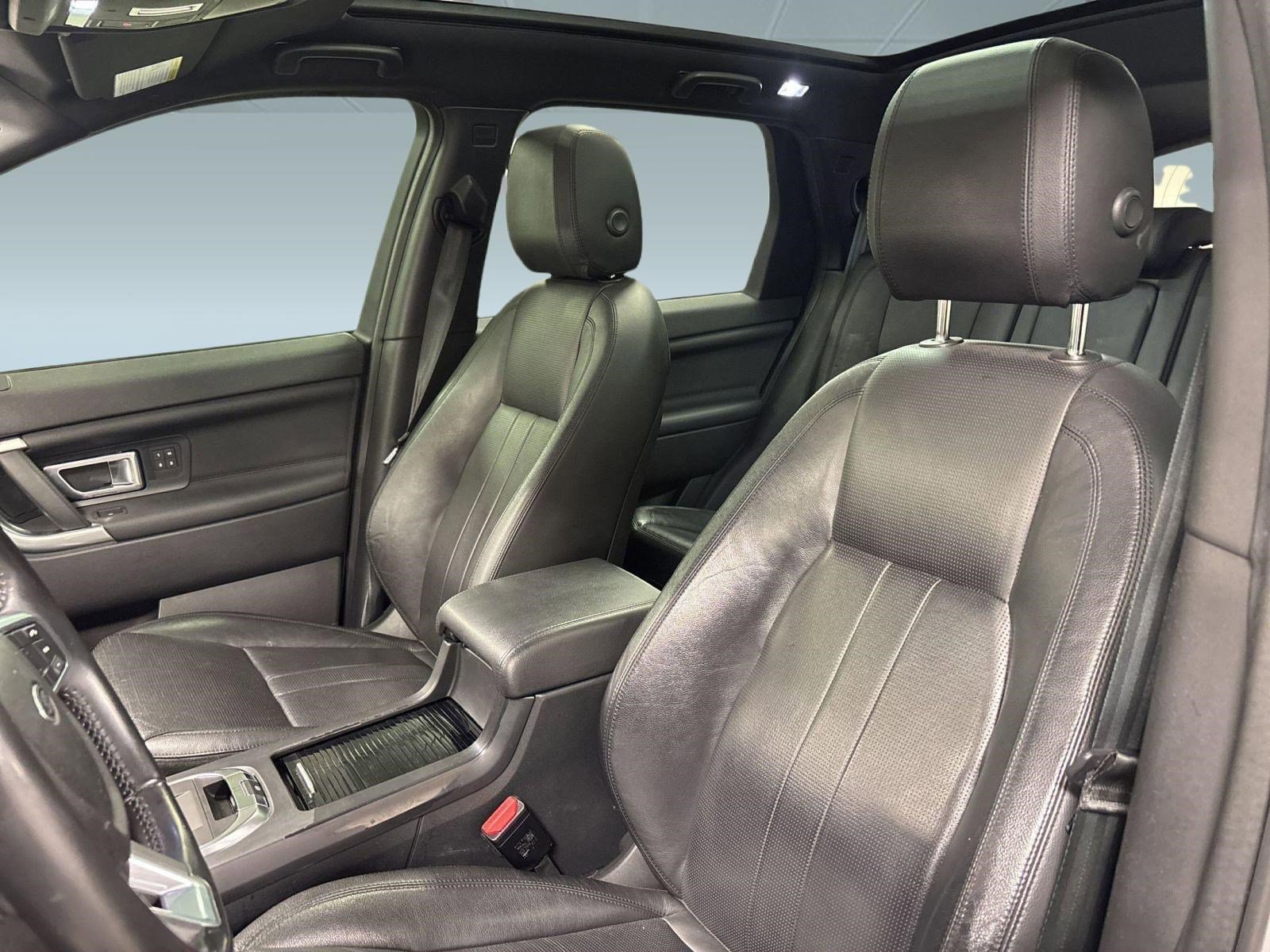 Used 2018 Land Rover Discovery Sport HSE image 23