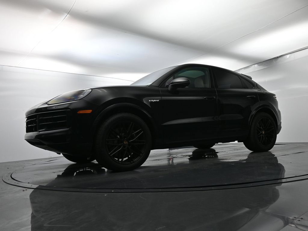 Certified 2026 Porsche Cayenne E-Hybrid Coupe AWD/4WD image 46