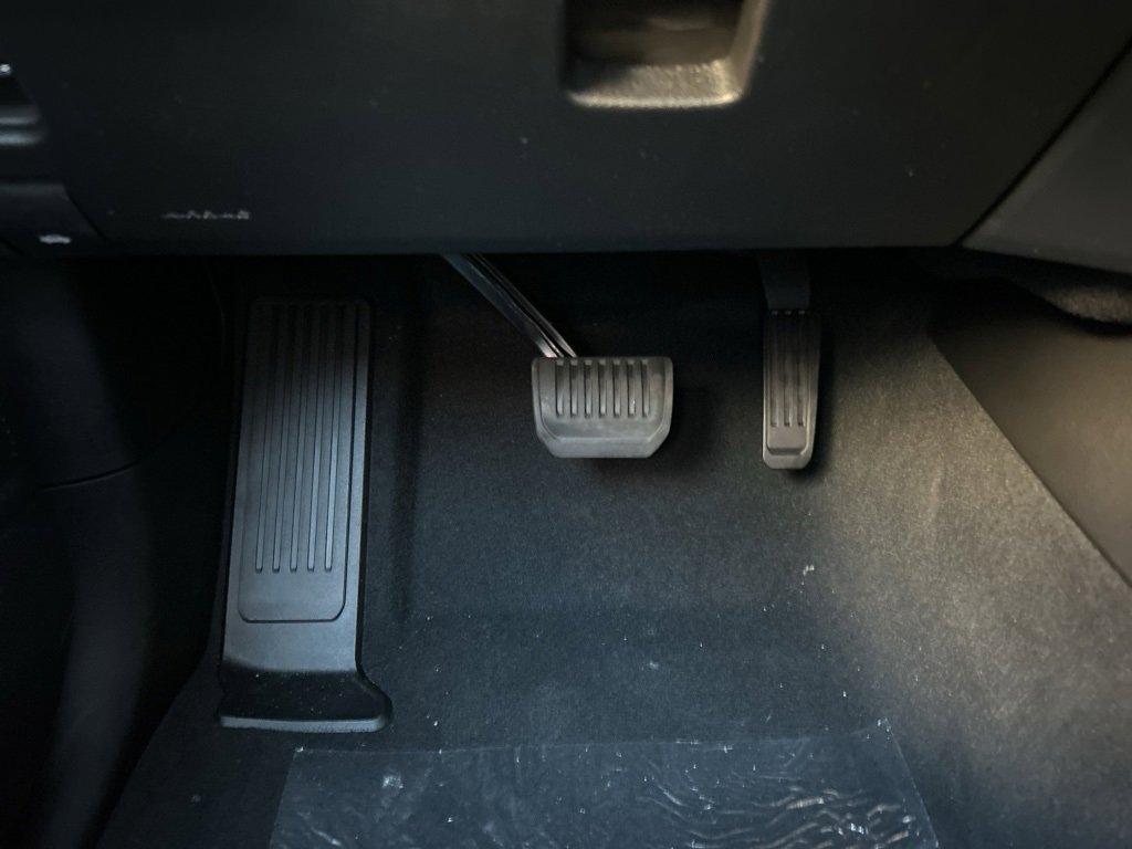 New 2025 Jeep Grand Cherokee Altitude image 15