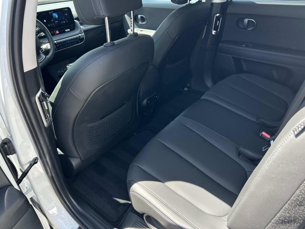 Used 2025 Hyundai Ioniq 5 SEL image 21